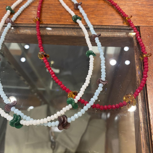 유리비즈바이 컬러넥레스