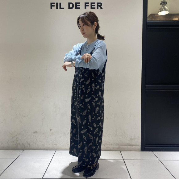 ชุดเดรสสายเดี่ยวลายขนนกเกรน