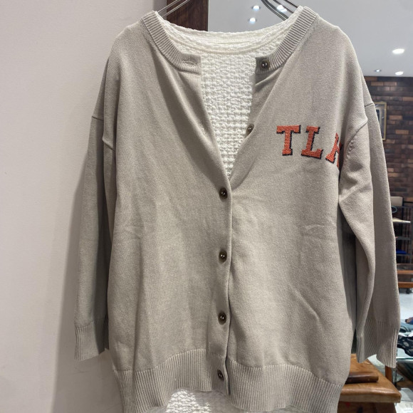 เสื้อคาร์ดิแกนคอกลมแขนสามส่วนปักลายกุ้งมังกร