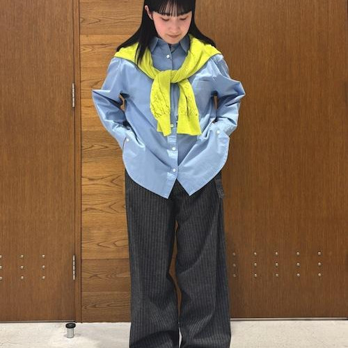 色で遊びたくなるこの季節…。シ...