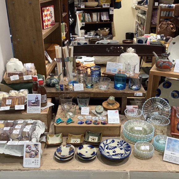 เครื่องใช้บนโต๊ะอาหารของโอกินาว่ามาถึงแล้ว♪