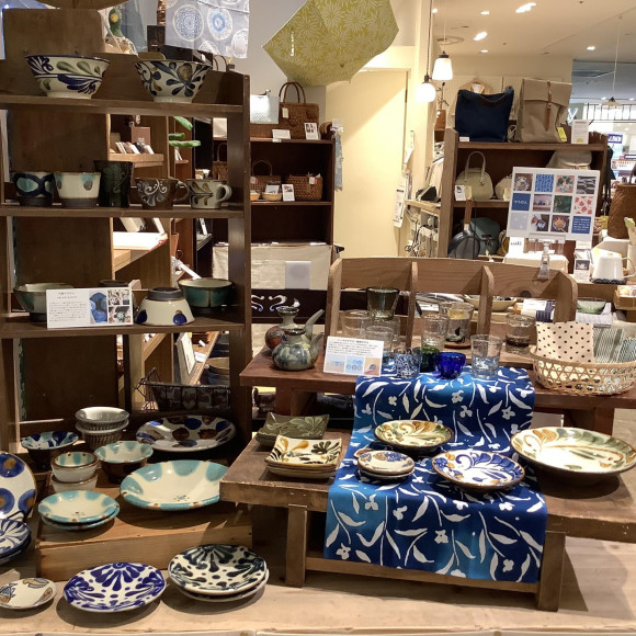 เครื่องแก้วโอกินาว่า Yachimun และ Ryukyu Glassware มาถึงแล้ว ♪