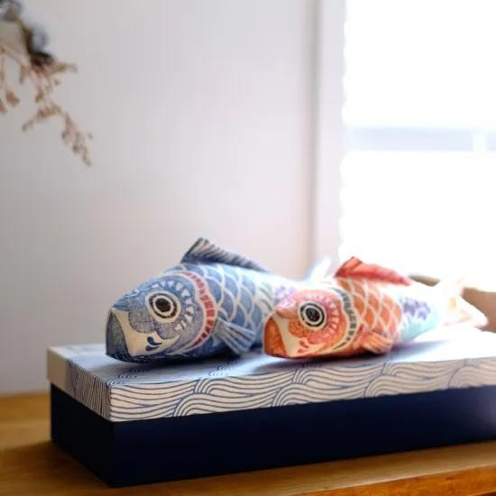 〔木版手染ぬいぐるみ　鯉のぼりセット〕