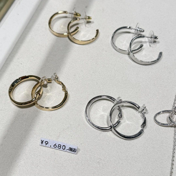 New earrings and earrings