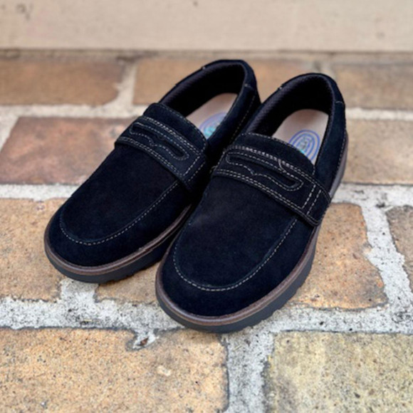 歩きやすいクッションローファー