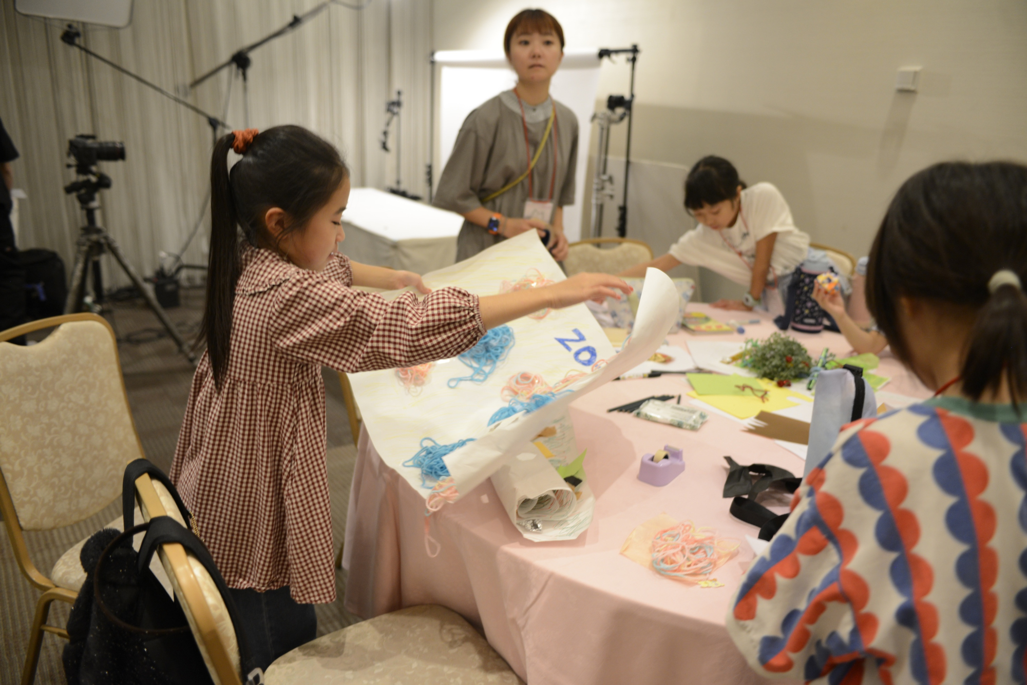 夏休みのワークショップ「はたらくパルコ広告制作室」レポート