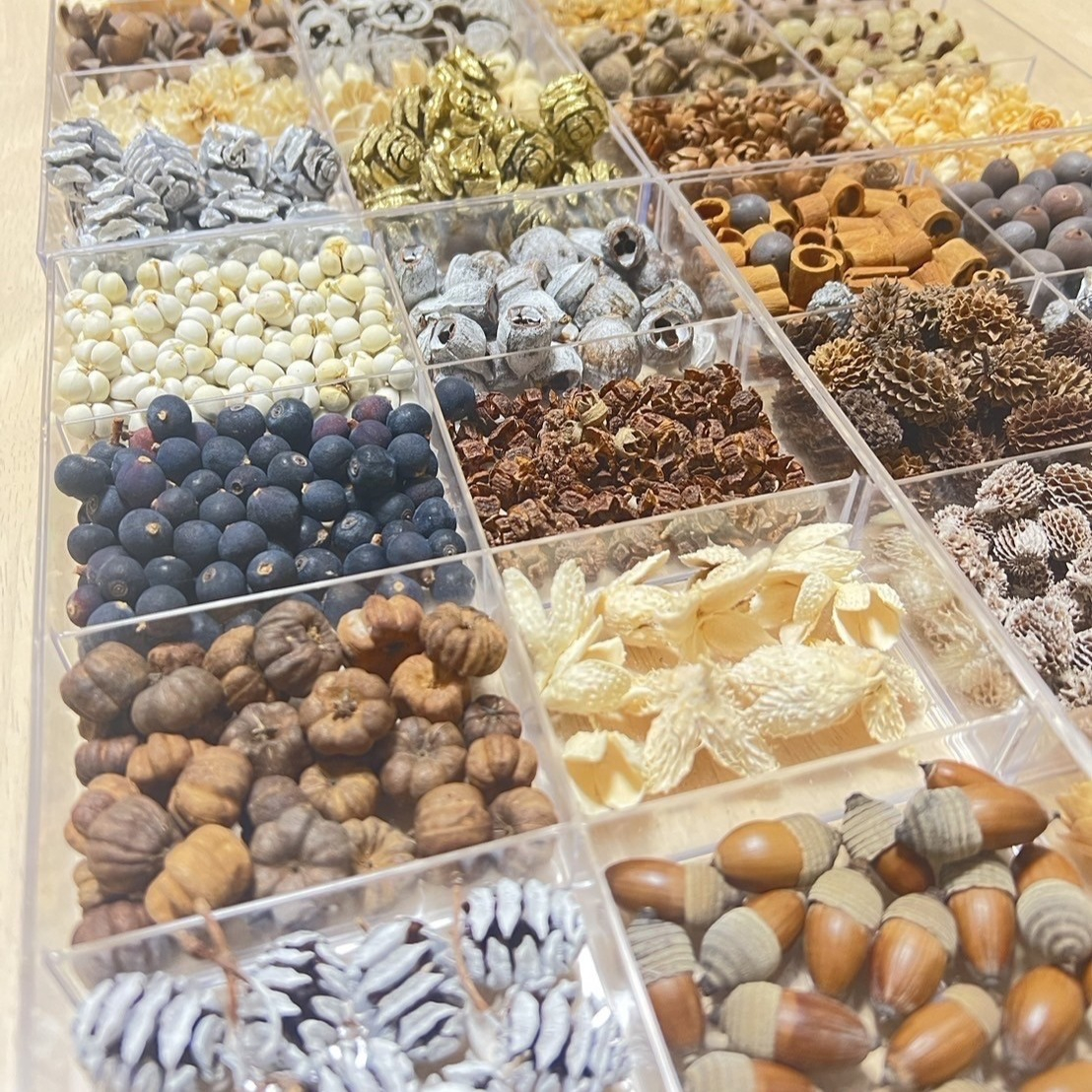 稲わらのクリスマスミニリース作り