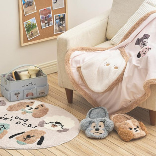 ディズニーの犬キャラクターをモチーフにした新コレクション「I LOVE DISNEY DOGS」を順次発売