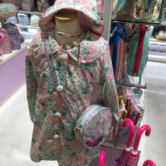 雨の日にオススメのポシェット♡