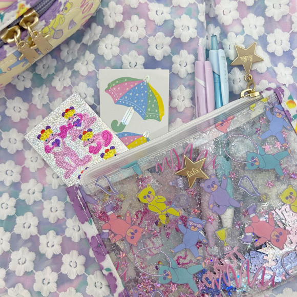 Bear pattern flat pouch♡