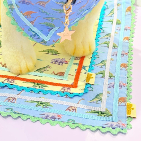 ♡Dinosaur pattern bandana♡