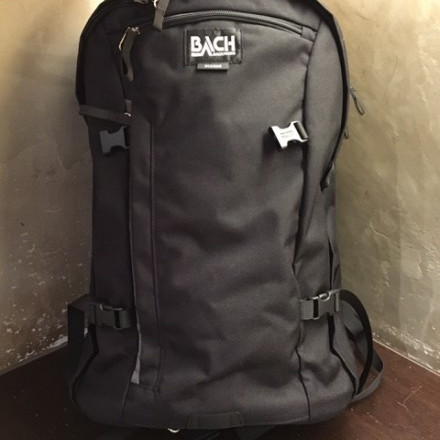 「BACH」のご紹介です♪