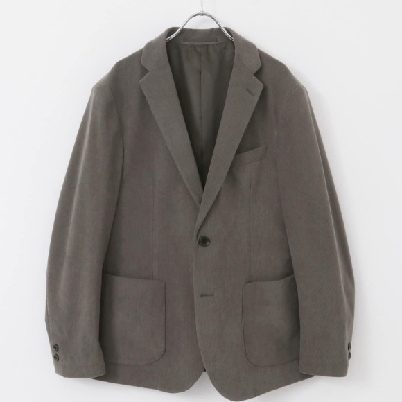 じぶんらしさ、セットアップで魅せるオトナの魅力