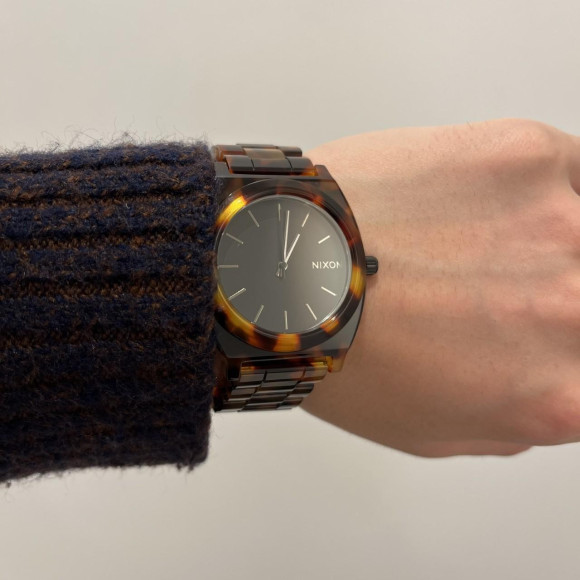【NIXON】カジュアルからシックまで。