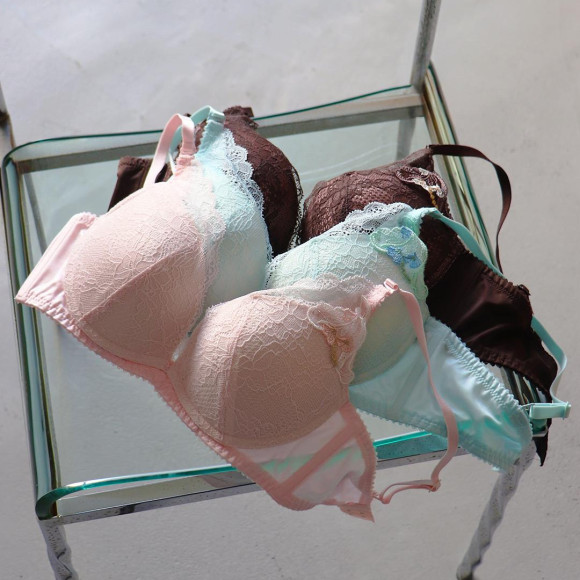 大人気♡夢みるブラノンワイヤーエアリー新入荷
