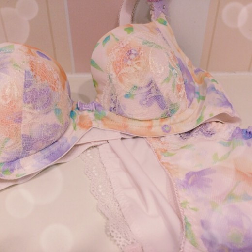 ♡きゅっと寄せブラプレミアム♡
