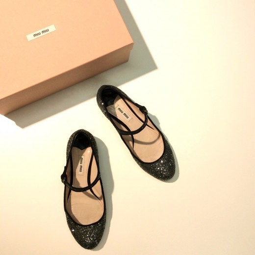 【NEW ARRIVAL】0424 MiuMiu