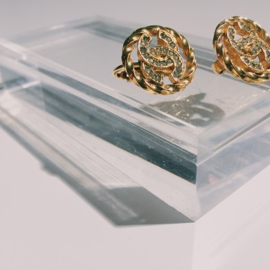 CHANELのイヤリング