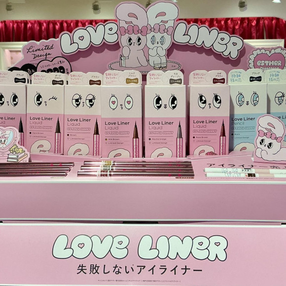 人気キャラクターの限定パッケージが登場♪