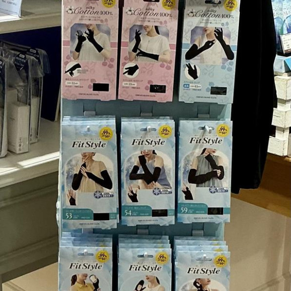 夏の必需品、入荷しました☆