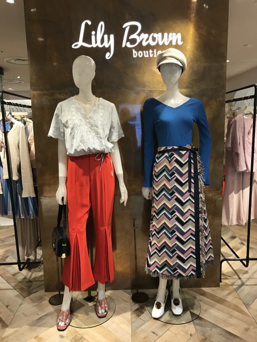 リリーブラウン ブティック 福岡parco パルコの公式ファッション通販 Parco Online Store