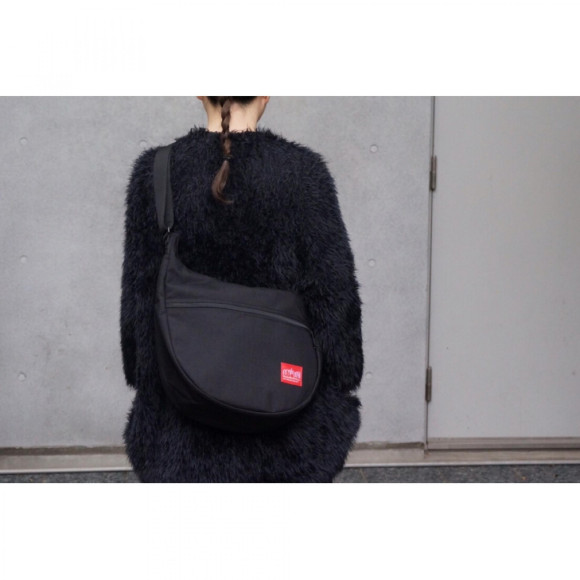 Manhattan Portage FUKUOKA ~三日月型ショルダーバッグ~
