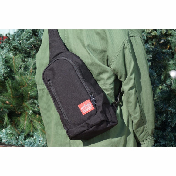 Manhattan Portage FUKUOKA ~縦型ボディバッグは背負い心地がバツグンです！~