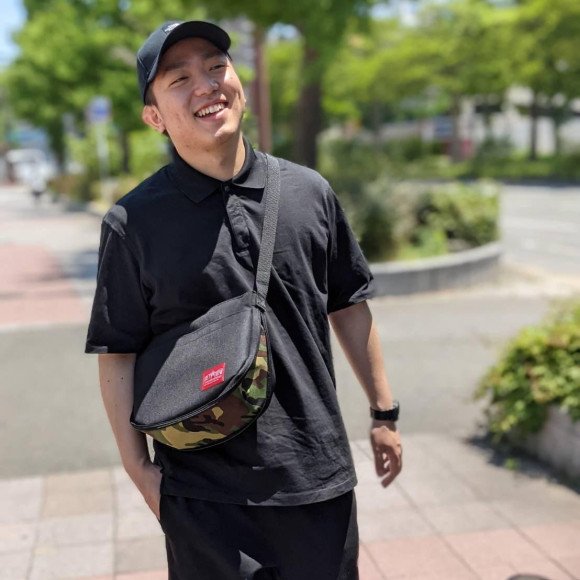 Manhattan Portage FUKUOKA ~さりげなく見えるマチの柄がおしゃれなショルダーバッグ☆~