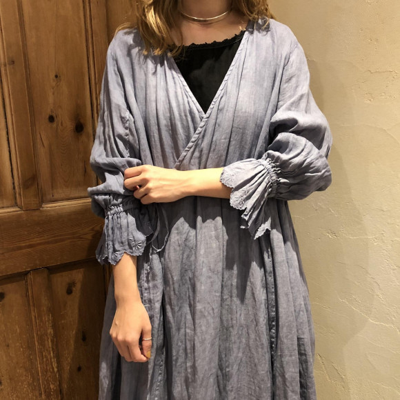 Nest Robe リネンスカラップ刺繍ワンピース ネストローブ ネストローブ コンフェクト ショップニュース 福岡parco パルコ