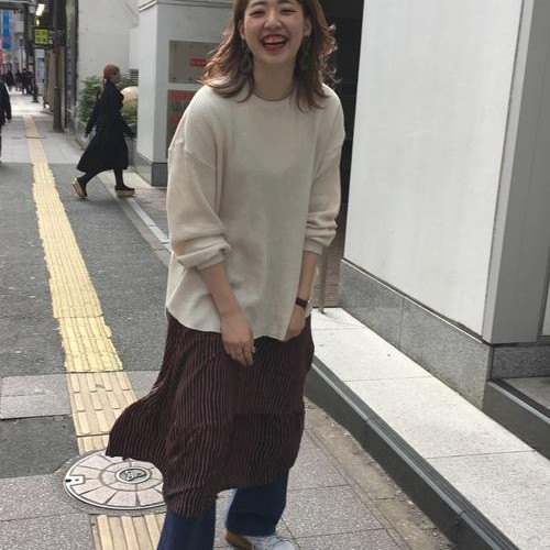 長いものは重ねたいし裾は広がっ...