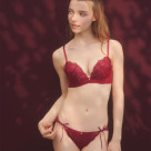 Just wearing it nice buddy! A plaster. The popular design of drape tulle is revived.