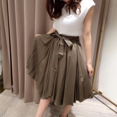 AneCam掲載アイテム♡ランダムヘムスカート