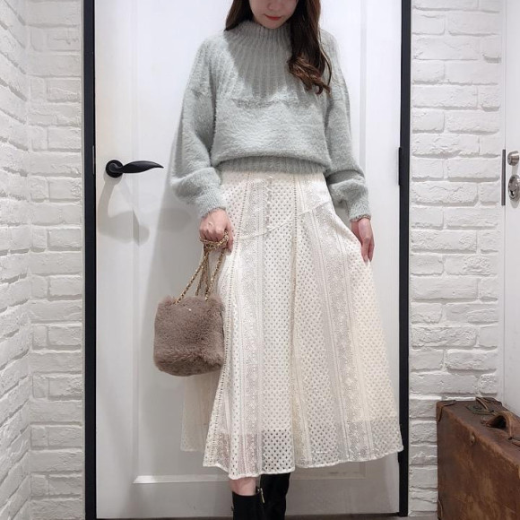 スタイルアップ見え効果◎レースフレアスカート♥︎