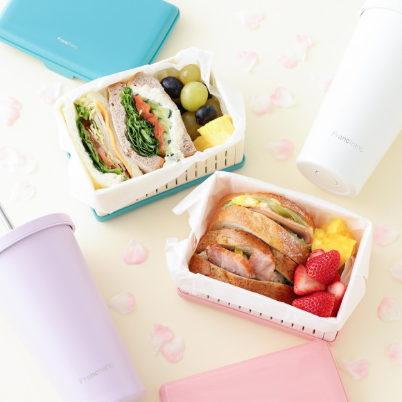 【NEW】お花見やピクニックにおすすめ！サンドイッチボックスをご紹介♩