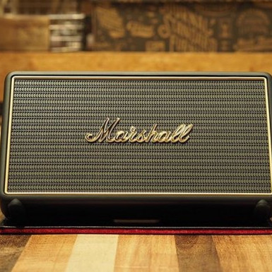 アウトドアでも楽しめるMarshallスピーカー