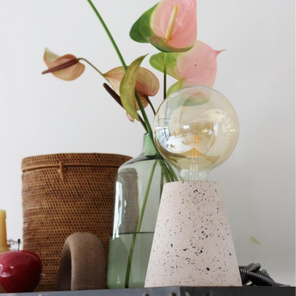 VENICE TABLE LAMP cone 017