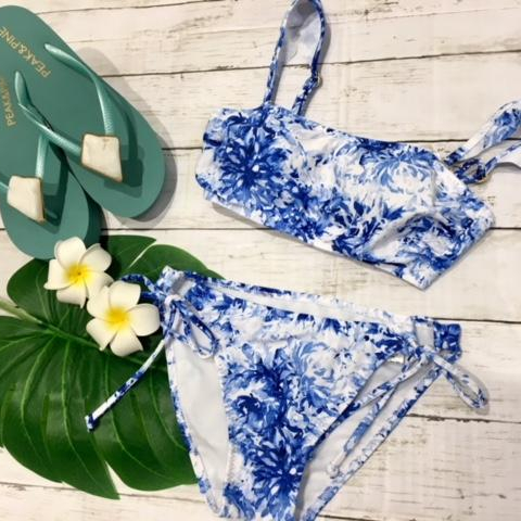 福岡・天神 リゾート 水着ショップ PEAK&PINE 福岡パルコ店☆鮮やかなワンカラーで上品に★＝