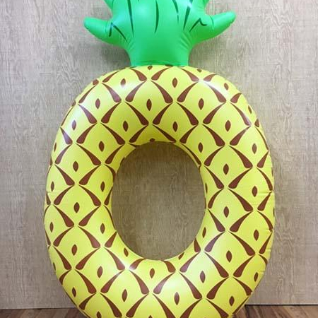 福岡・天神リゾート　水着ショップ　PEAK&PINE福岡パルコ☆水着だけじゃない！！！おしゃれ可愛いパイン浮き輪っ☆＝