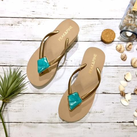福岡・天神リゾート　水着ショップ　PEAK&PINE福岡パルコ店☆ヒール付きのオリジナルストーンサンダル♡