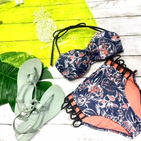 福岡・天神リゾート 水着ショップ PEAK&PINE福岡パルコ店☆　ヴィンテージアロハ柄が目を引くバンドゥブラ♪