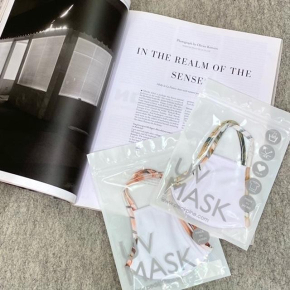  福岡・天神リゾート　水着ショップ　PEAK&PINE　福岡パルコ店☆ 白地×リーフ柄は柄マスク初心者さんでも安心♡