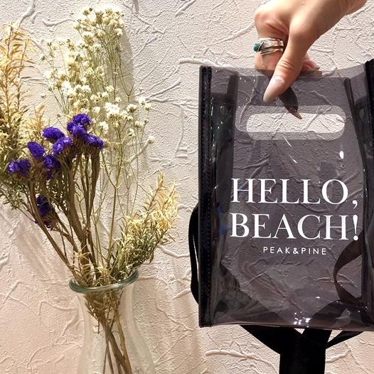 福岡・天神リゾート　水着ショップ　PEAK&PINE　福岡パルコ店☆　サイズ感がちょうど良い！クリアバッグ♪