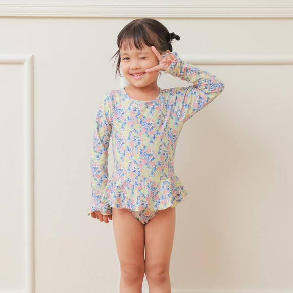 小花柄ワンピース水着/キッズ子供水着♡【福岡水着　天神水着　リゾート水着　ALBOVE　ヨガ　ジム　PEAK＆PINE　メンズ水着】