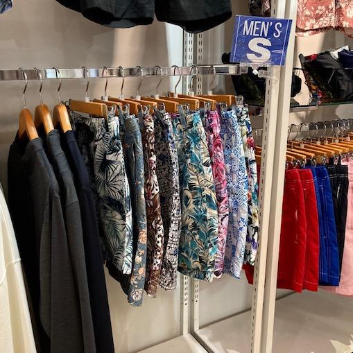 福岡パルコ店、メンズサーフパンツ「Sサイズ」もあります！！【福岡水着　天神水着　リゾート水着　ALBOVE　ヨガ　ジム　PEAK＆PINE　メンズ水着】