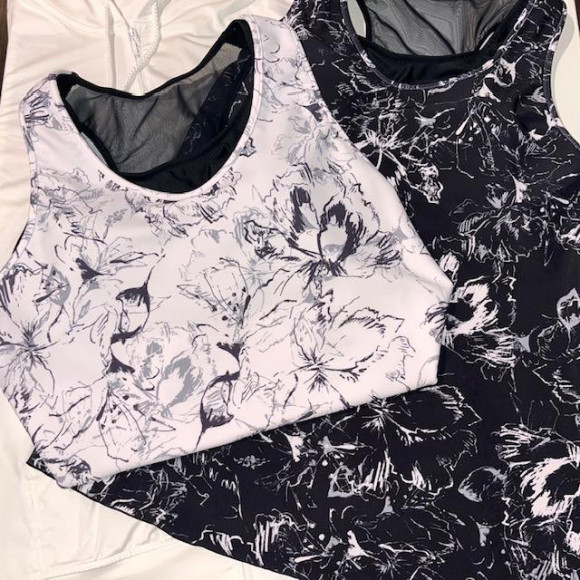 ヨガウェア★モノトーンでカッコいい花柄シリーズ❀【福岡水着　天神水着　リゾート水着　ALBOVE　ヨガ　ジム　PEAK＆PINE　メンズ水着】