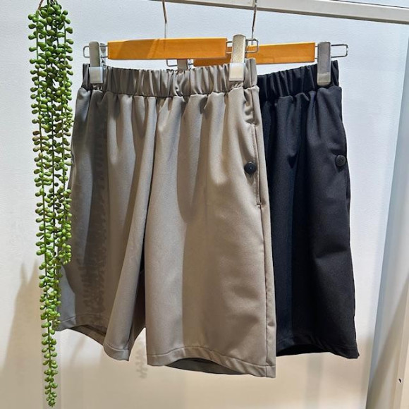 ミディアム丈のインナー付きショートパンツ★【福岡水着　天神水着　リゾート水着　ALBOVE　ヨガ　ジム　PEAK＆PINE　メンズ水着】