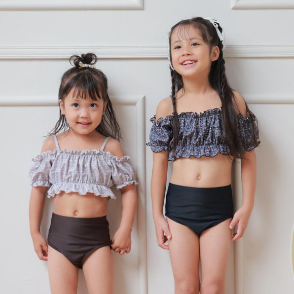 上品で女の子らしくキュートなツイード柄キッズ水着♡【福岡水着　天神水着　リゾート水着　ALBOVE　ヨガ　ジム　PEAK＆PINE　メンズ水着】