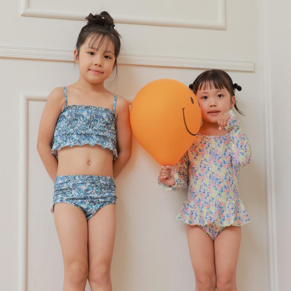 Kids swimwear with cute colors [Fukuoka swimwear Tenjin swimwear Resort swimwear ALBOVE Yoga Gym PEAK & PINE men's swimwear]