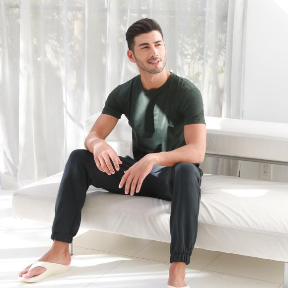 作为训练服,作为日常服,一年四季都能使用的长裤通常【福冈泳衣天神泳衣度假泳衣ALBOVE瑜伽健身房PEAK&PINE Mens泳衣】