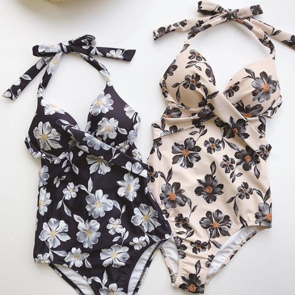 大人可愛い☆おススメ♡レトロフラワープリント水着♡【福岡水着　天神水着　リゾート水着　ALBOVE　ヨガ　ジム　PEAK & PINE　メンズ水着】